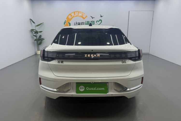 Used Zeekr 001 2021 Ultra-Long Range Single-Motor WE Edition Exterior 4