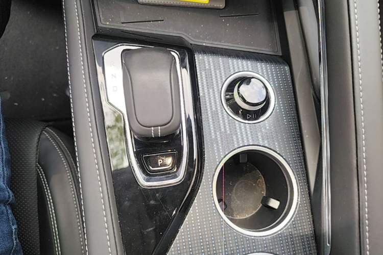 Used Zeekr 001 2021 Long-Range Dual-Motor WE Edition Gear Lever