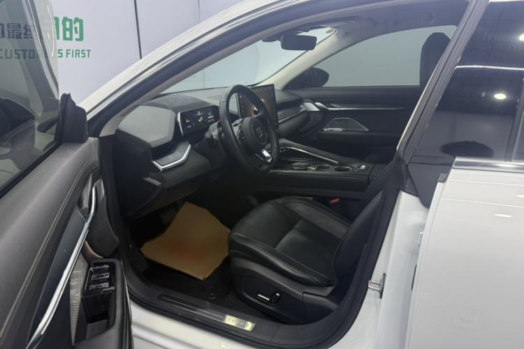 Used Zeekr 001 2021 Ultra-Long Range Single-Motor WE Edition Interior 2