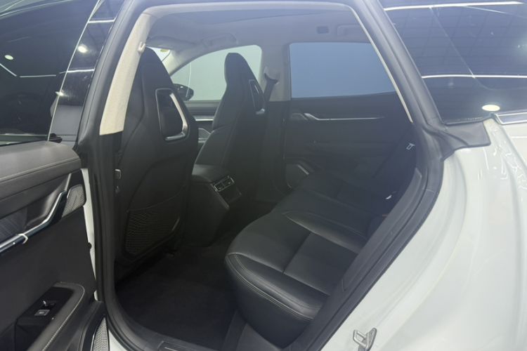 Used Zeekr 001 2021 Ultra-Long Range Single-Motor WE Edition Interior 3