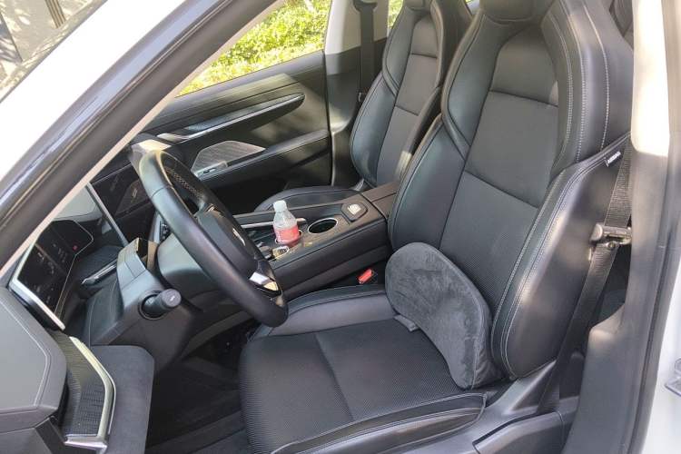 Used Zeekr 001 2021 Long-Range Dual-Motor WE Edition Left Front Seat