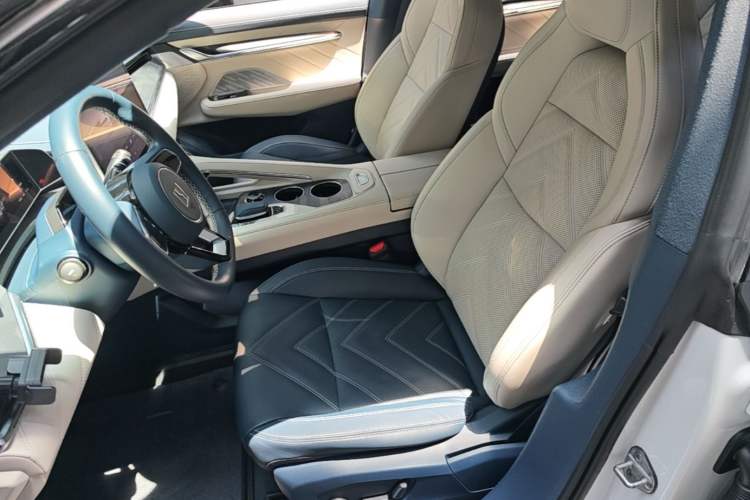 Used Zeekr 001 2021 Ultra-Long Range Dual-Motor YOU Version Left Front Seat