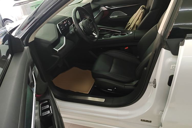 Used Zeekr 001 2021 Long-Range Dual-Motor WE Edition Left Front Seat