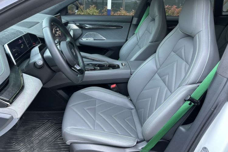 Used Zeekr 001 2021 Long-Range Dual-Motor WE Edition Left Front Seat