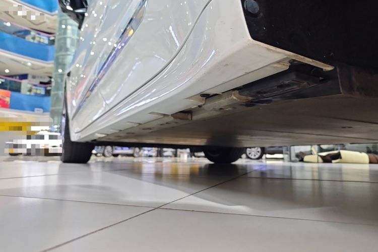 Used Zeekr 001 2021 Ultra-Long Range Single-Motor WE Edition Left Side Sill