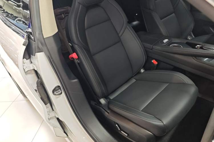Used Zeekr 001 2021 Ultra-Long Range Single-Motor WE Edition Right Front Seat
