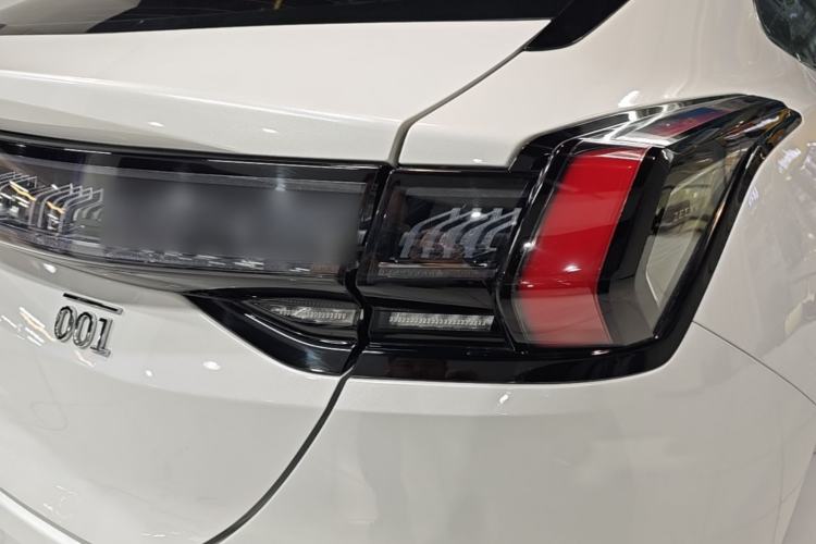 Used Zeekr 001 2021 Ultra-Long Range Single-Motor WE Edition Right Rear Taillight