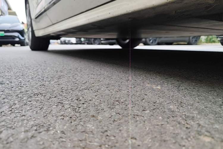 Used Zeekr 001 2021 Ultra-Long Range Dual-Motor YOU Version Right Side Sill