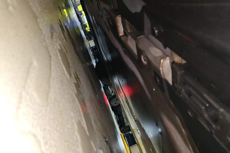 Used Zeekr 001 2022 Ultra-Long Range Dual-Motor ME Version Chassis Rear Left