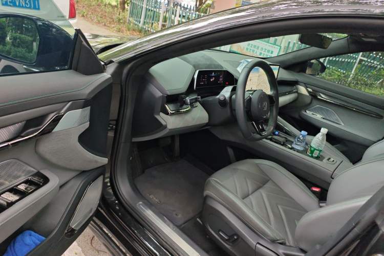 Used Zeekr 001 2022 Long-Range Dual-Motor WE Edition Driver Seat