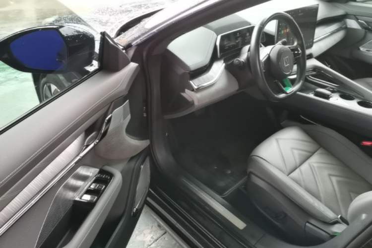 Used Zeekr 001 2022 Long-Range Dual-Motor WE Edition Driver Seat