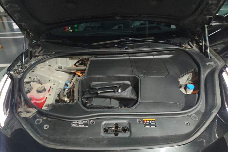 Used Zeekr 001 2022 Ultra-Long Range Dual-Motor YOU Version Engine Bay