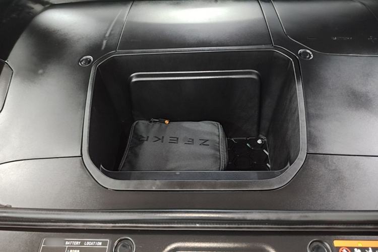 Used Zeekr 001 2022 Long-Range Dual-Motor WE Edition Engine Bay