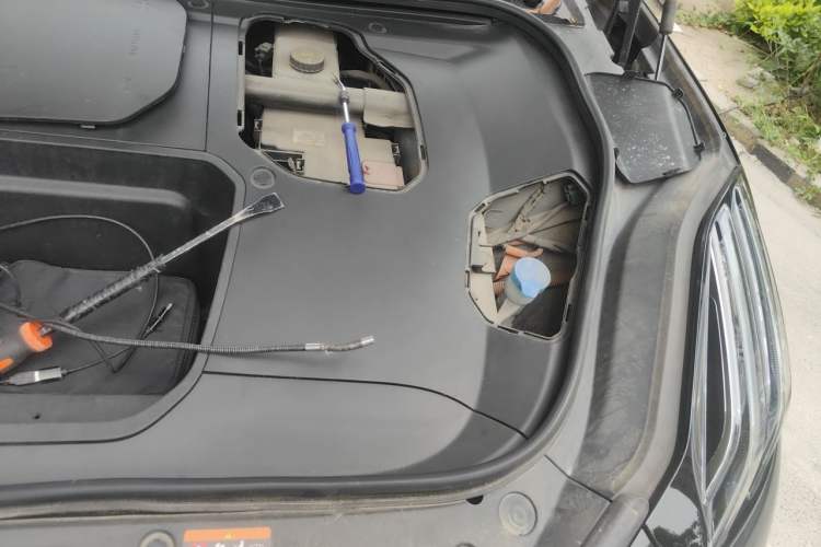 Used Zeekr 001 2022 Ultra-Long Range Dual-Motor YOU Version Engine Bay Left
