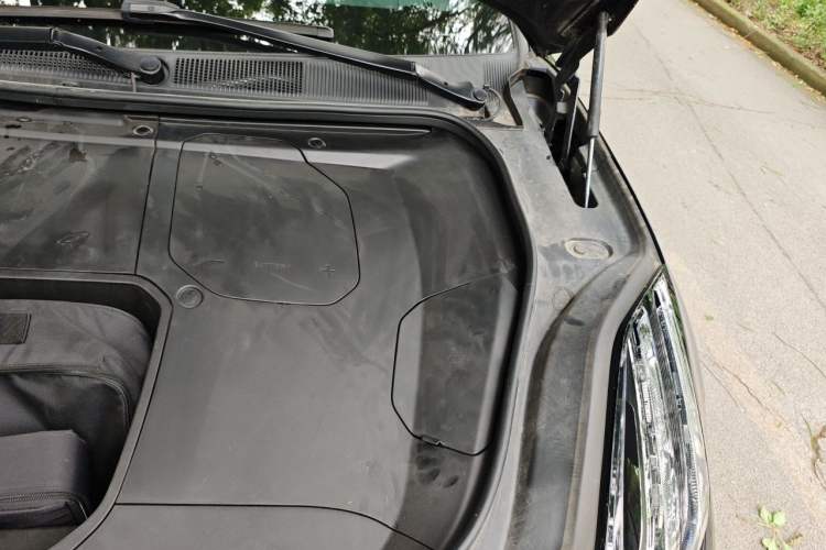 Used Zeekr 001 2022 Long-Range Dual-Motor WE Edition Engine Bay Left