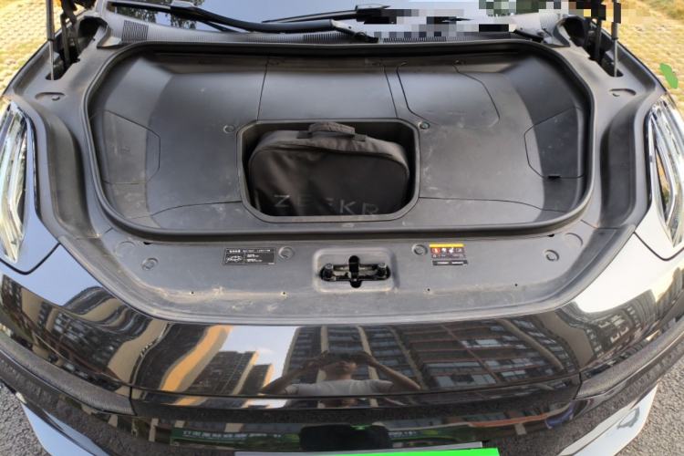Used Zeekr 001 2022 Long-Range Dual-Motor WE Edition Engine Bay