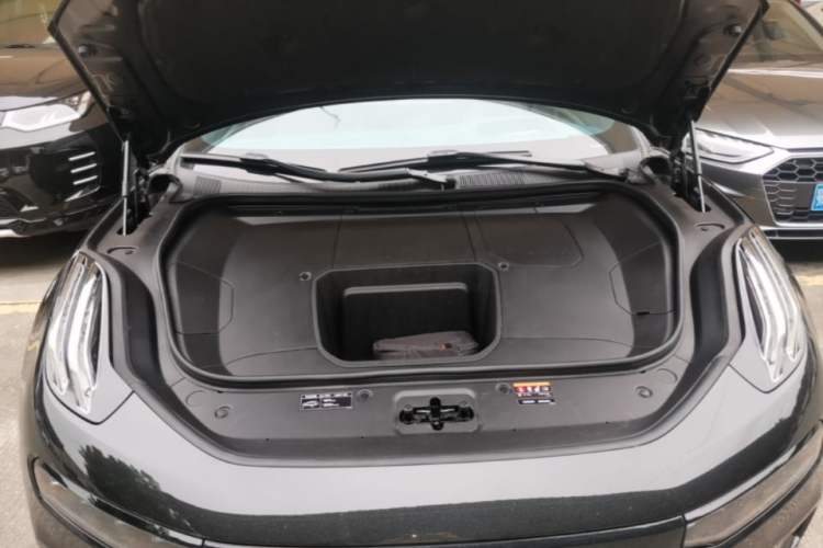 Used Zeekr 001 2022 Ultra-Long Range Dual-Motor YOU Version Engine Bay