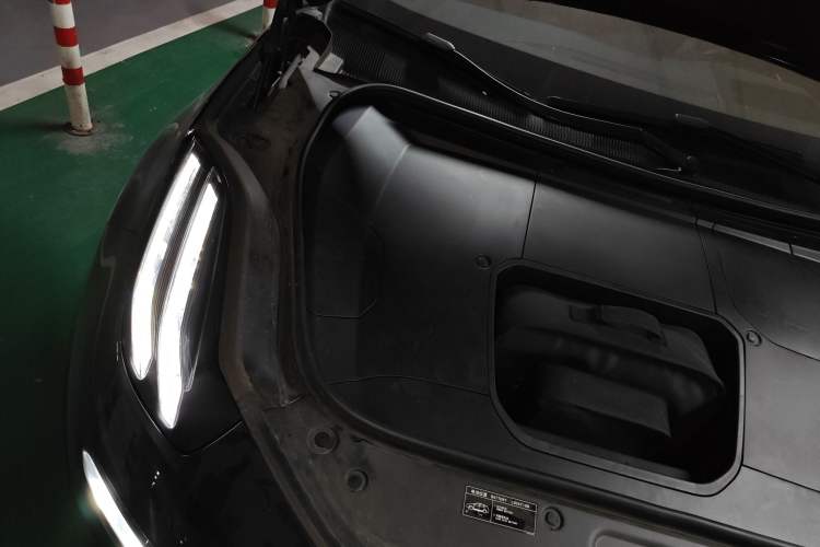 Used Zeekr 001 2022 Ultra-Long Range Single-Motor WE Version Engine Bay Right