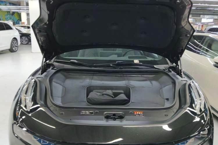 Used Zeekr 001 2022 Long-Range Dual-Motor WE Edition Engine Bay