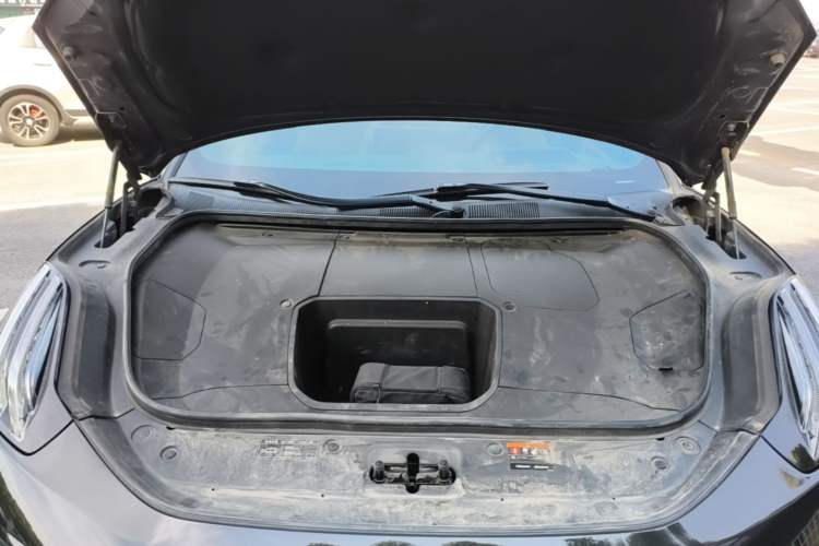 Used Zeekr 001 2022 Ultra-Long Range Dual-Motor YOU Version Engine Bay