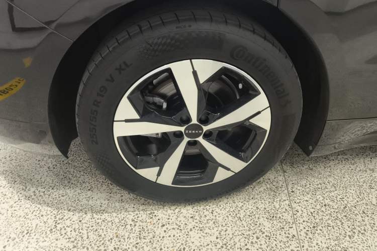 Used Zeekr 001 2022 Long-Range Dual-Motor WE Edition Exterior 5