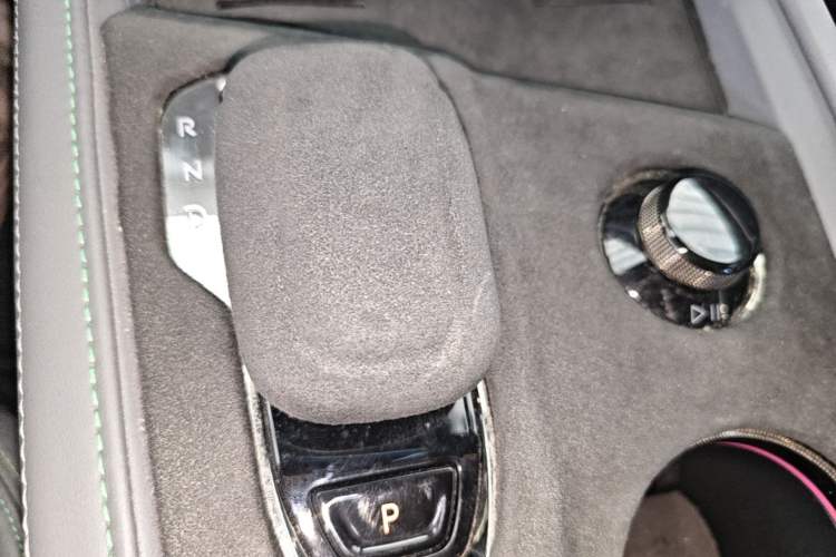 Used Zeekr 001 2022 Long-Range Dual-Motor WE Edition Gear Lever