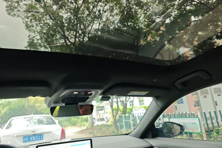 Used Zeekr 001 2022 Long-Range Dual-Motor WE Edition Headliner