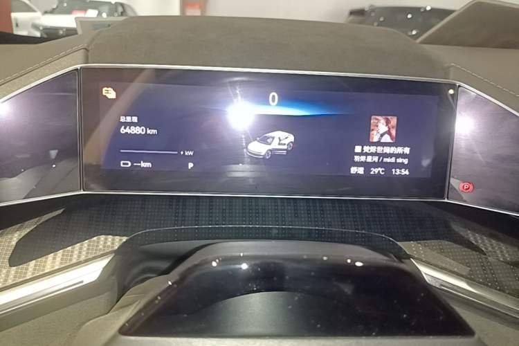 Used Zeekr 001 2022 Long-Range Dual-Motor WE Edition Instrument Cluster