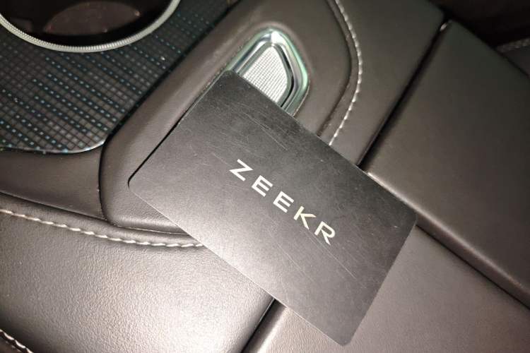 Used Zeekr 001 2022 Ultra-Long Range Single-Motor WE Version Interior 1