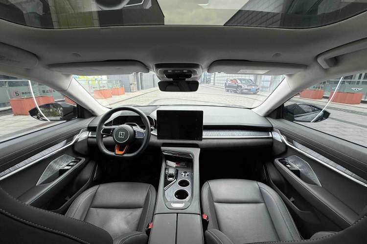 Used Zeekr 001 2022 Long-Range Dual-Motor WE Edition Interior 2