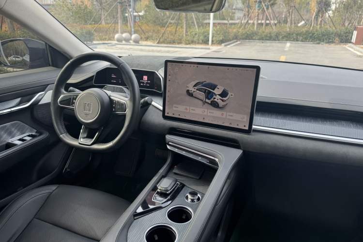 Used Zeekr 001 2022 Long-Range Dual-Motor WE Edition Interior 5