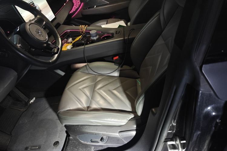 Used Zeekr 001 2022 Ultra-Long Range Dual-Motor ME Version Left Front Seat