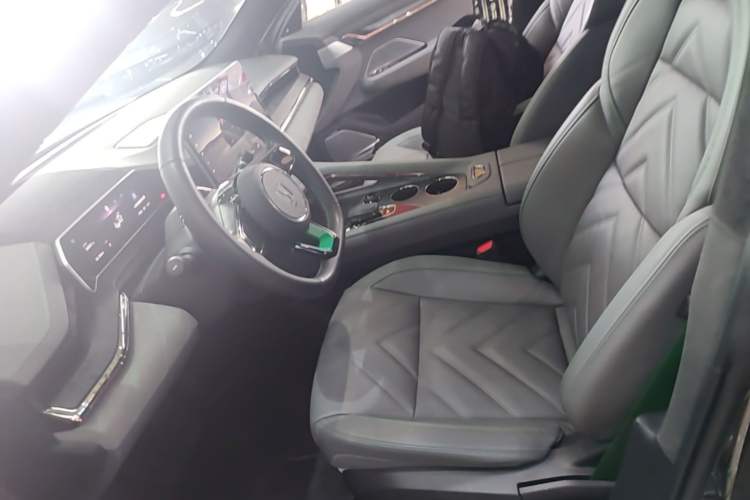 Used Zeekr 001 2022 Ultra-Long Range Dual-Motor YOU Version Left Front Seat