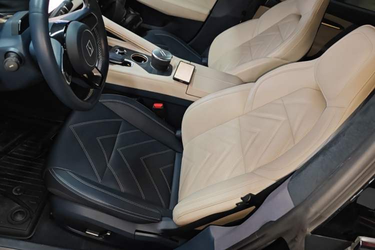 Used Zeekr 001 2022 Long-Range Dual-Motor WE Edition Left Front Seat