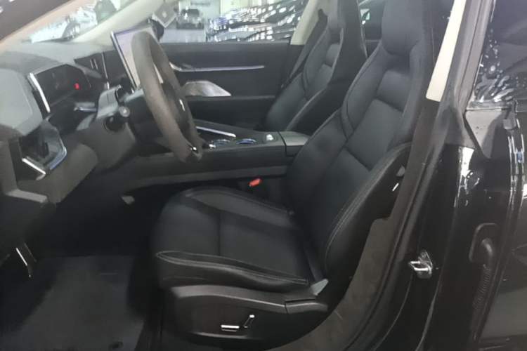 Used Zeekr 001 2022 Long-Range Dual-Motor WE Edition Left Front Seat