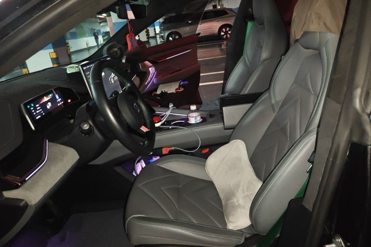 Used Zeekr 001 2022 Long-Range Dual-Motor WE Edition Left Front Seat