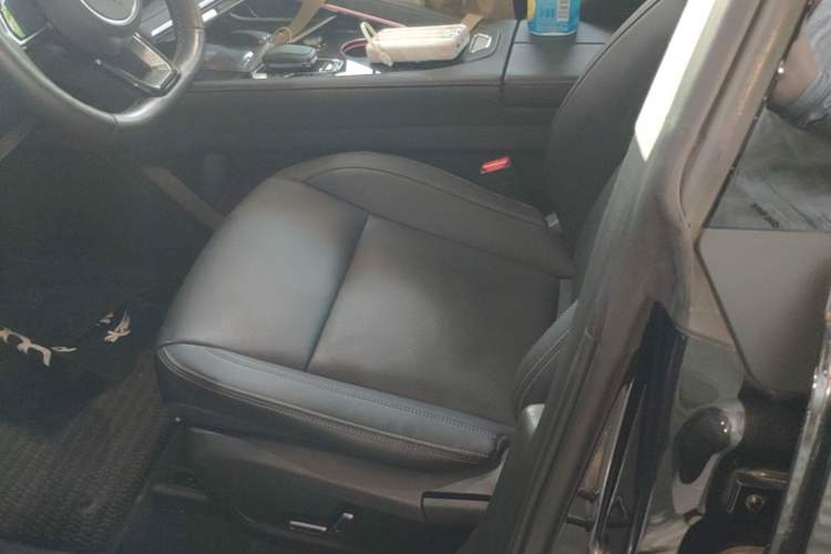 Used Zeekr 001 2022 Long-Range Dual-Motor WE Edition Left Front Seat