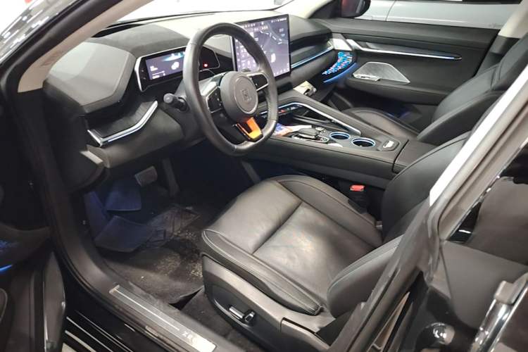 Used Zeekr 001 2022 Long-Range Dual-Motor WE Edition Left Front Seat