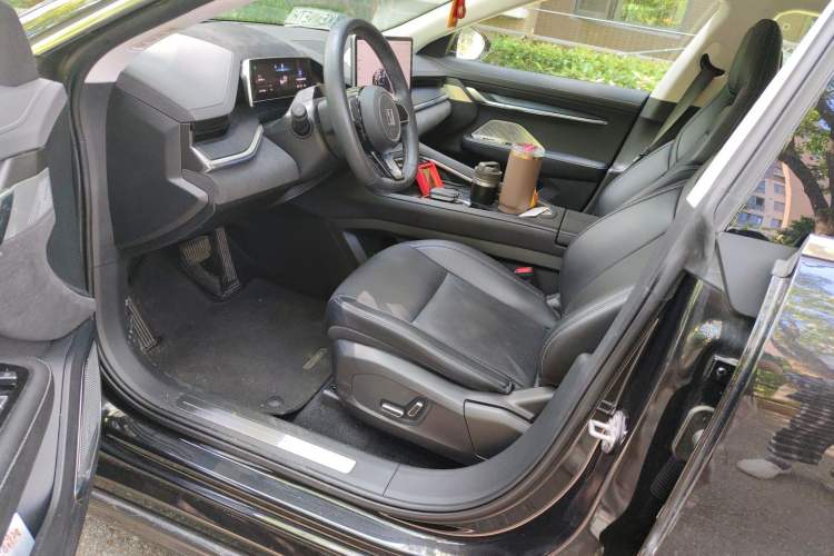 Used Zeekr 001 2022 Long-Range Dual-Motor WE Edition Left Front Seat