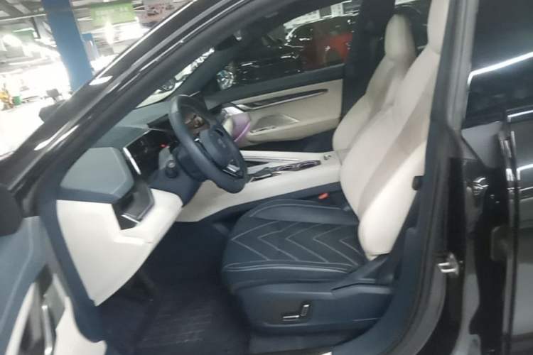 Used Zeekr 001 2022 Long-Range Dual-Motor WE Edition Left Front Seat