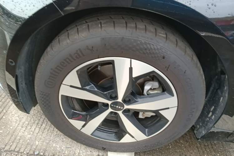 Used Zeekr 001 2022 Ultra-Long Range Single-Motor WE Version Left Front Wheel Hub