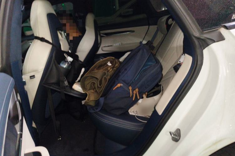 Used Zeekr 001 2022 Ultra-Long Range Dual-Motor YOU Version Left Rear Seat