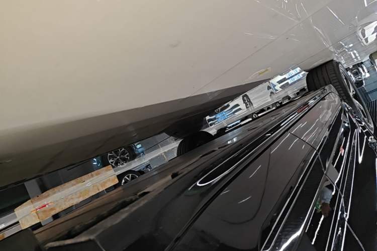 Used Zeekr 001 2022 Long-Range Dual-Motor WE Edition Left Side Sill