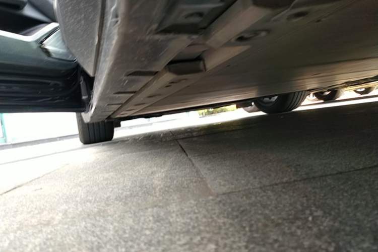 Used Zeekr 001 2022 Long-Range Dual-Motor WE Edition Left Side Sill
