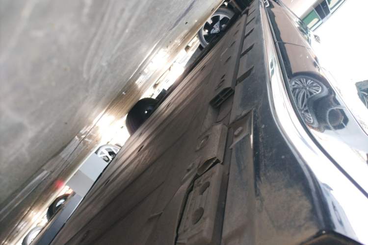 Used Zeekr 001 2022 Long-Range Dual-Motor WE Edition Left Side Sill