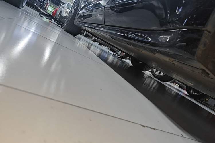 Used Zeekr 001 2022 Ultra-Long Range Single-Motor WE Version Left Side Sill
