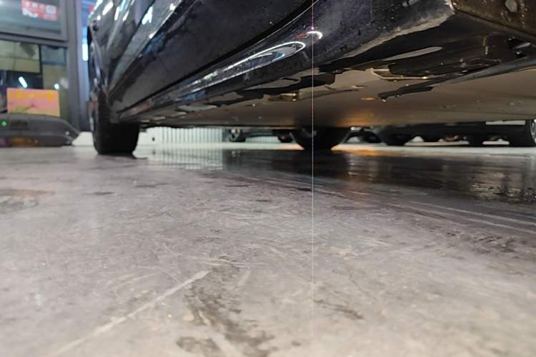 Used Zeekr 001 2022 Long-Range Dual-Motor WE Edition Left Side Sill