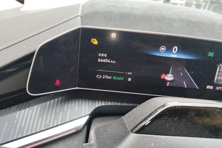 Used Zeekr 001 2022 Long-Range Dual-Motor WE Edition Odometer Close Up