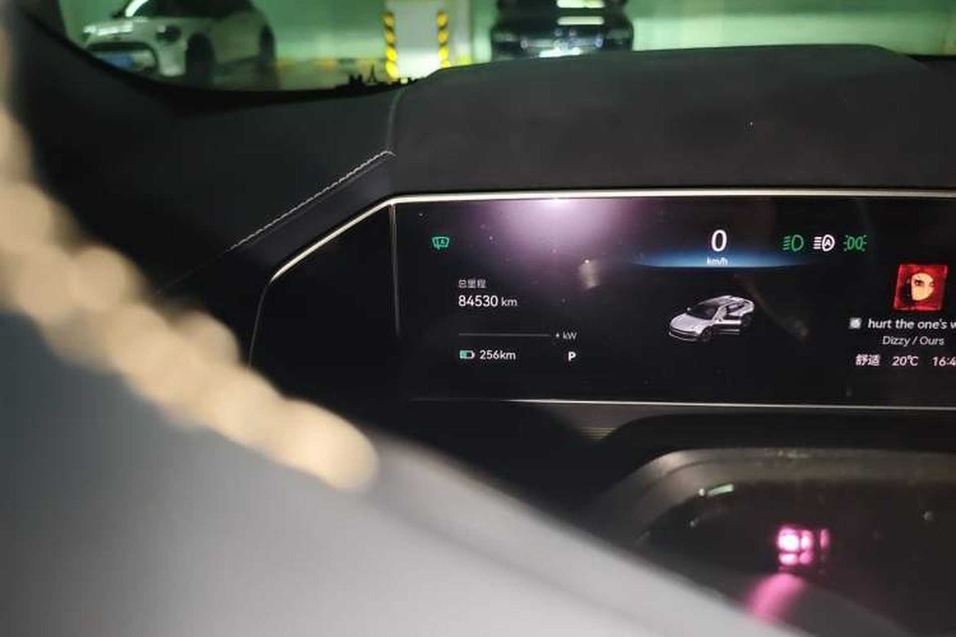 Used Zeekr 001 2022 Long-Range Dual-Motor WE Edition Odometer Close Up