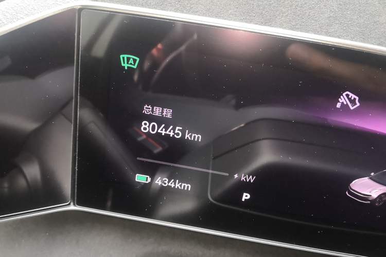 Used Zeekr 001 2022 Long-Range Dual-Motor WE Edition Odometer Close Up